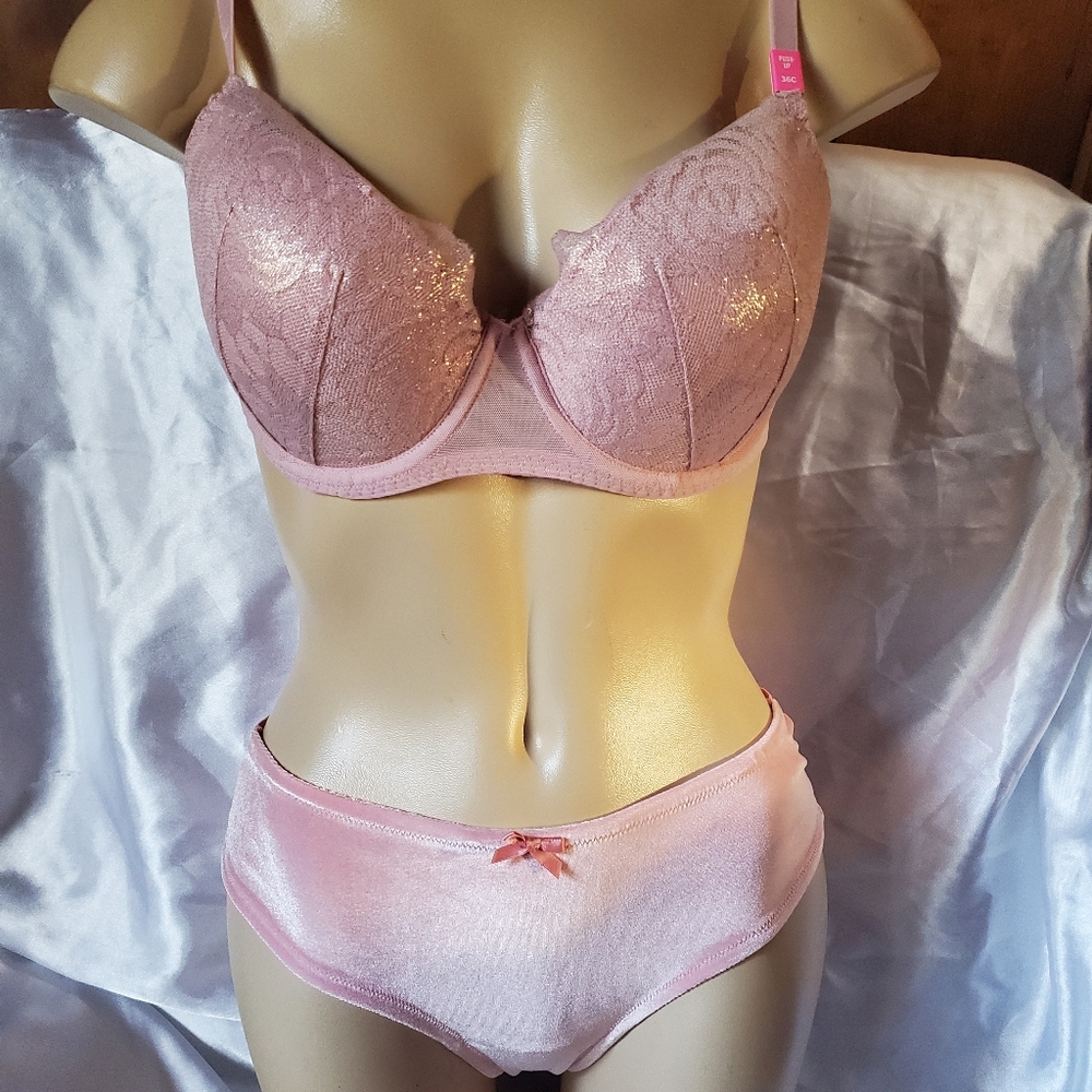 Victoria's Secret Set